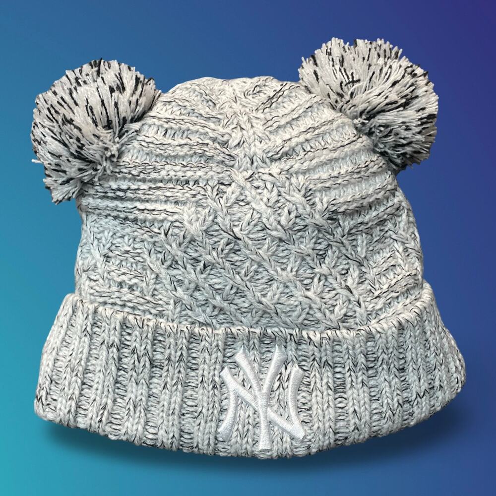 New York Yankees Womens Dual Pom Knit Hat Beanie Cuff Gray Cable Knit MLB